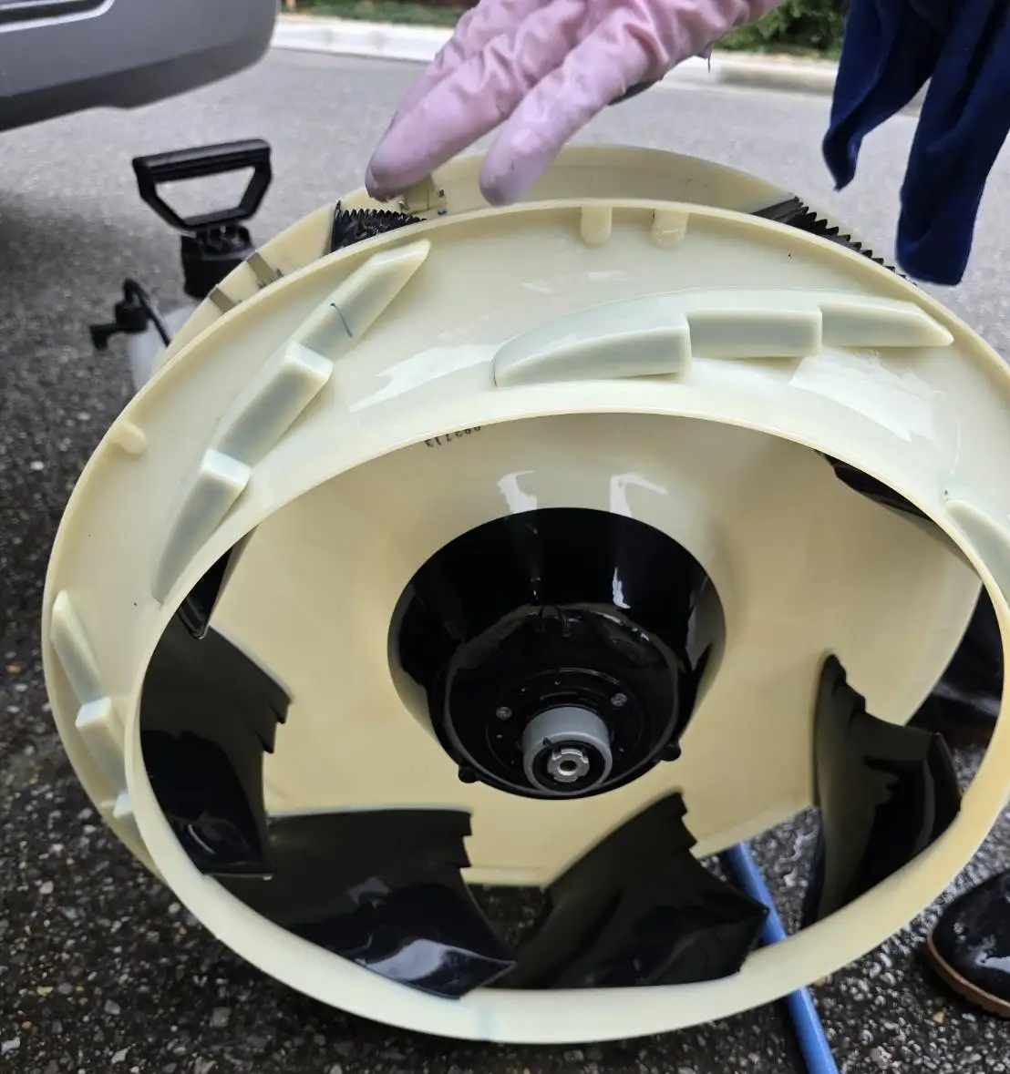 作業風景 ダイキン天井カセット型-05