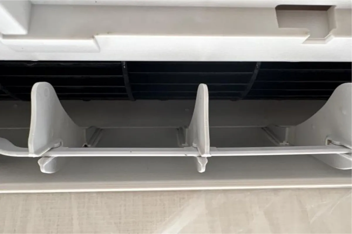 シャープ お掃除機能付きエアコン AY‑S40V2‑W 作業後 ファンの様子