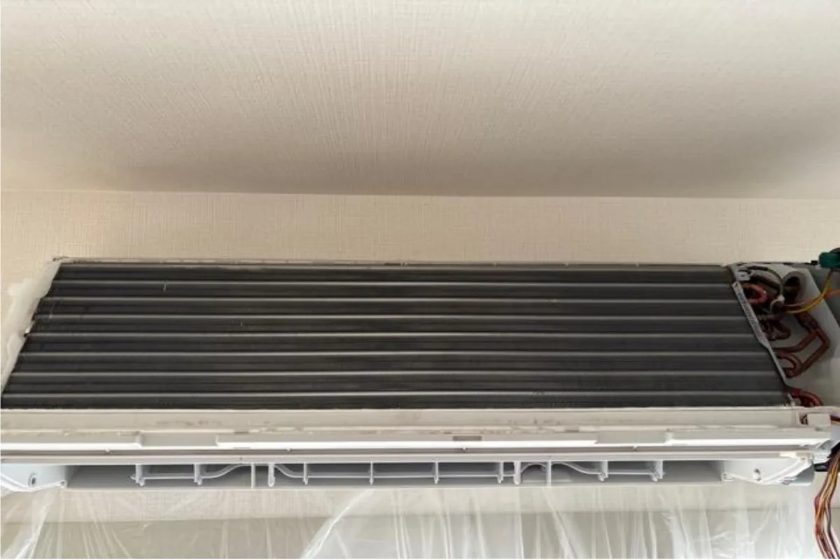 シャープ お掃除機能付きエアコン AY‑S40V2‑W 作業後 熱交換器の様子