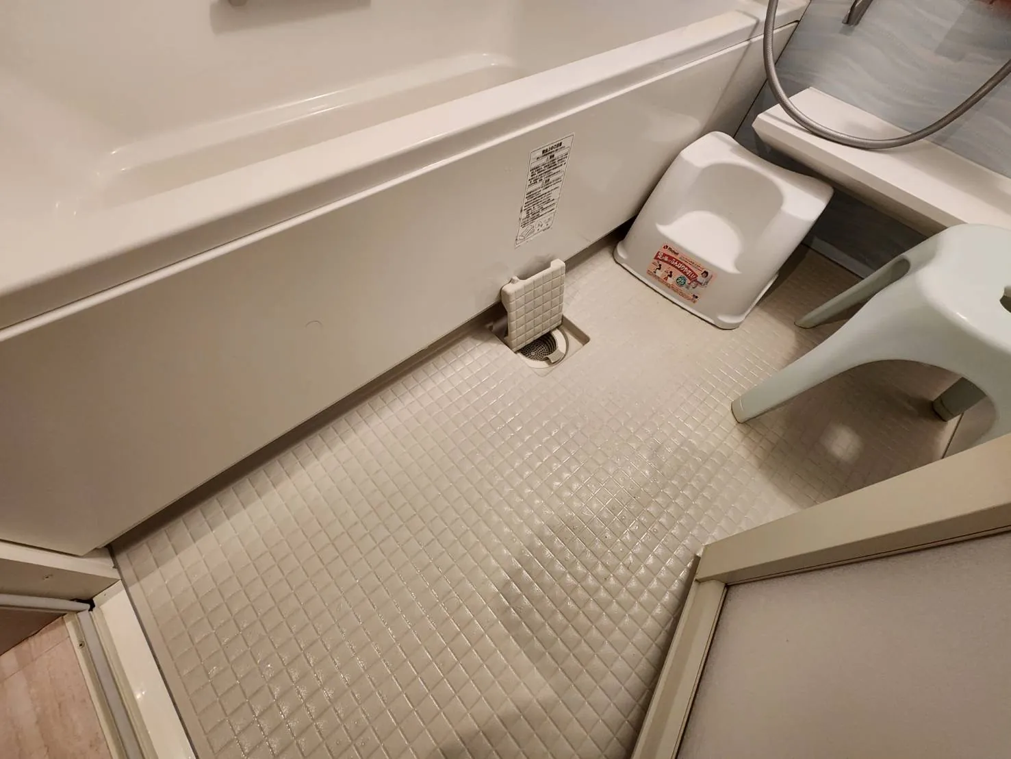 浴室クリーニング 作業後 洗い場 浴室クリーニング 作業後 洗い場