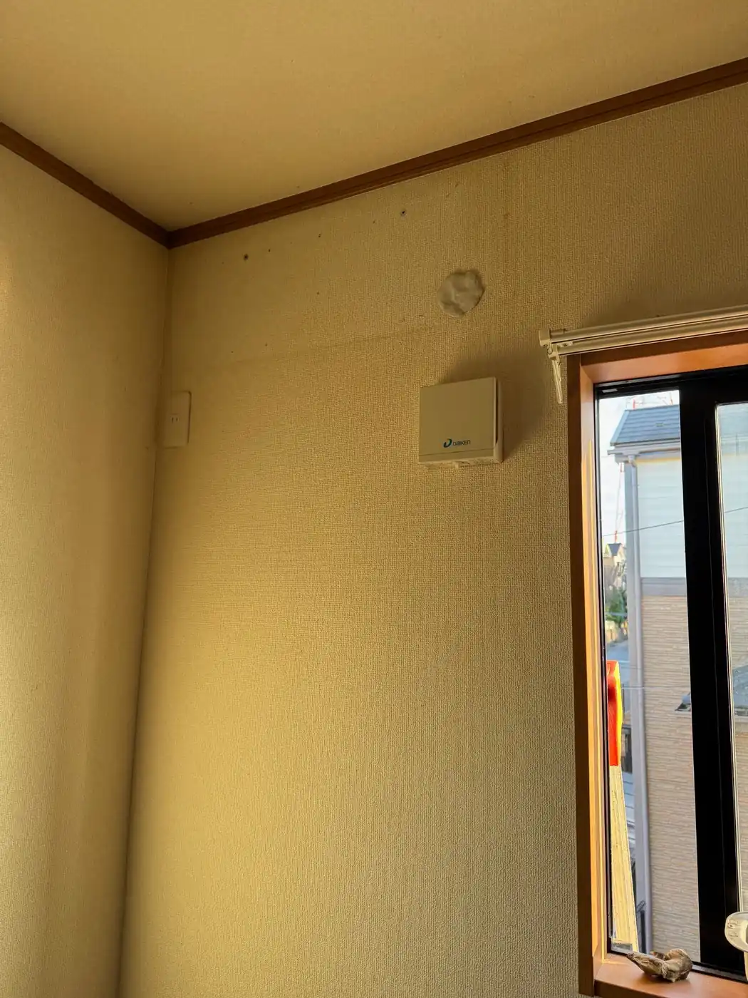 パナソニック お掃除機能付きエアコン CS-GX224C 作業前 室外機