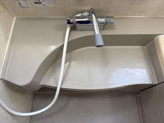 浴室クリーニング 作業後 カウンター 浴室クリーニング 作業後 カウンター