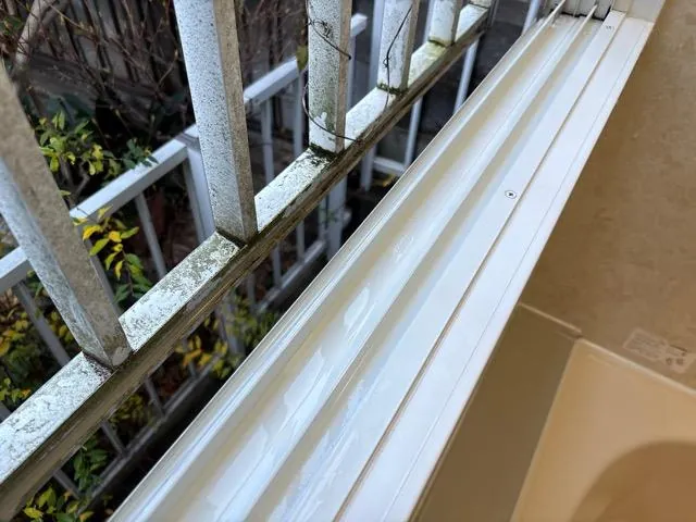 浴室クリーニング 作業後 窓サッシ 浴室クリーニング 作業後 窓サッシ