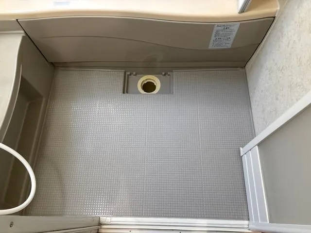 浴室クリーニング 作業後 洗い場床 浴室クリーニング 作業後 洗い場床